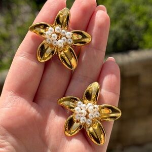 Anthropologie Gold Flower Pearl Cluster Clip-On Earrings